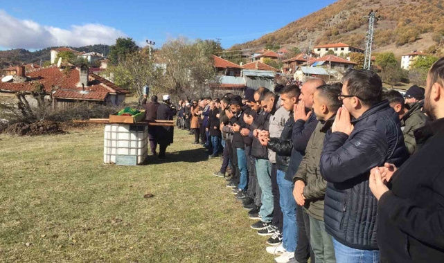 Çamlıdere'de yangında hayatını kaybeden 2 genç toprağa verildi