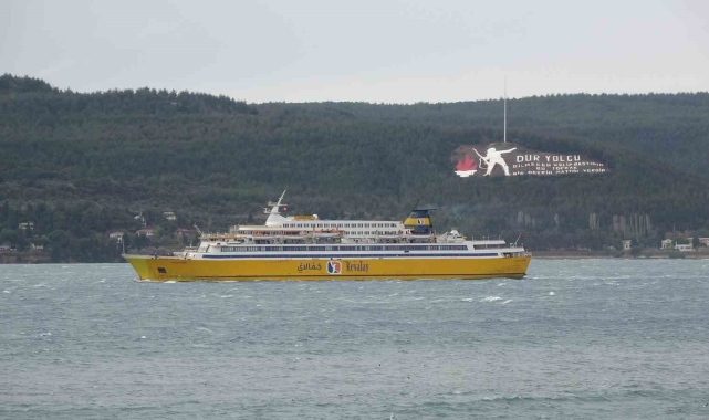 Çanakkale Boğazı'nda makine arızası yapan yolcu gemisi Karanlık Limana demirletildi