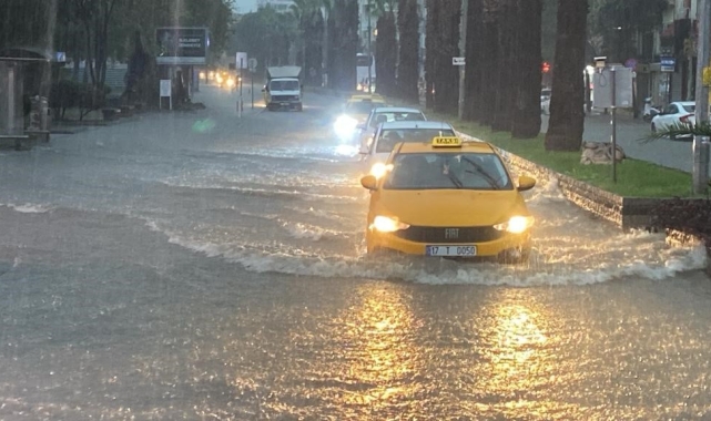 Çanakkale'de metrekareye 72 kilogram yağış düştü