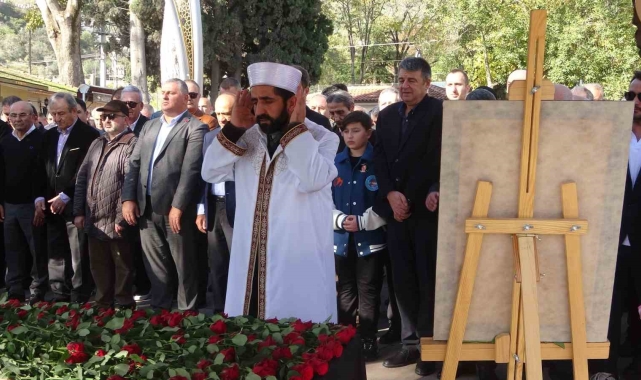 Cesedi asitle eritilen iş adamı için gıyabi cenaze namazı kılındı