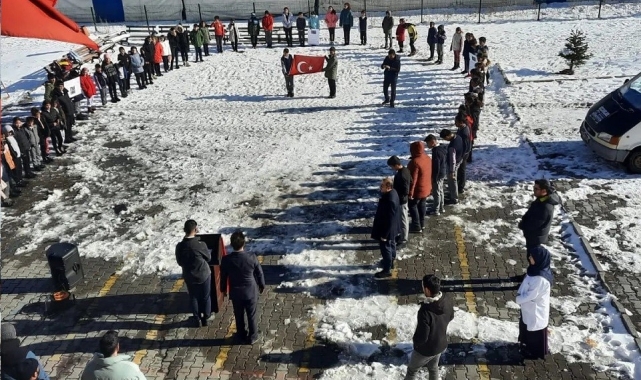 Çıldır'da zulme uğrayan çocuklara dikkat çektiler