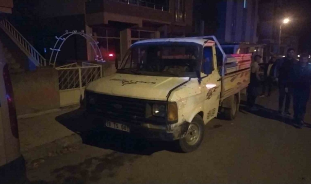 Çorum'da motosiklet ile kamyonet çarpıştı: 1 ölü