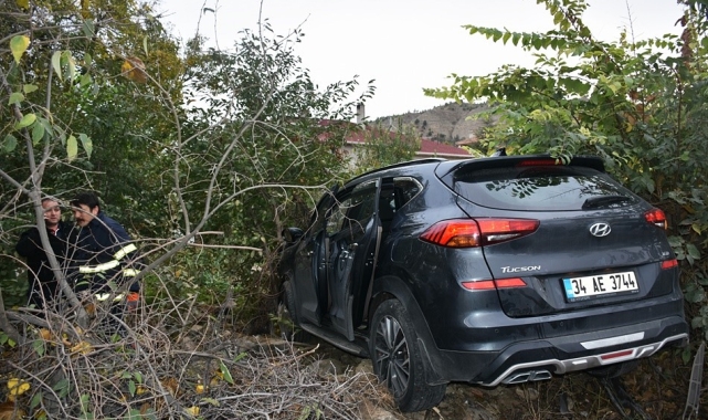 D100'de otomobil ile cip çarpıştı: 2'si çocuk 6 yaralı