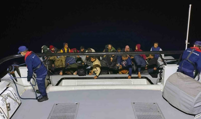 Datça&#039;da 31 düzensiz göçmen kurtarıldı
