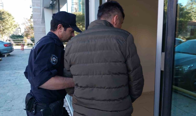 Depodan inşaat malzemesi çalan şahıs yakalandı