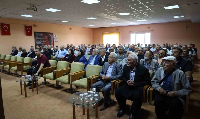 Depremzedelere "Yerinde Dönüşüm" anlatıldı