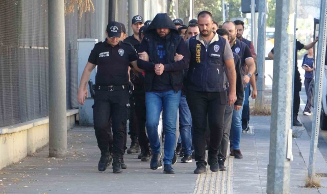 Diyarbakır'da Ekim ayında 858 dijital materyal incelendi, 16 şüpheli tutuklandı