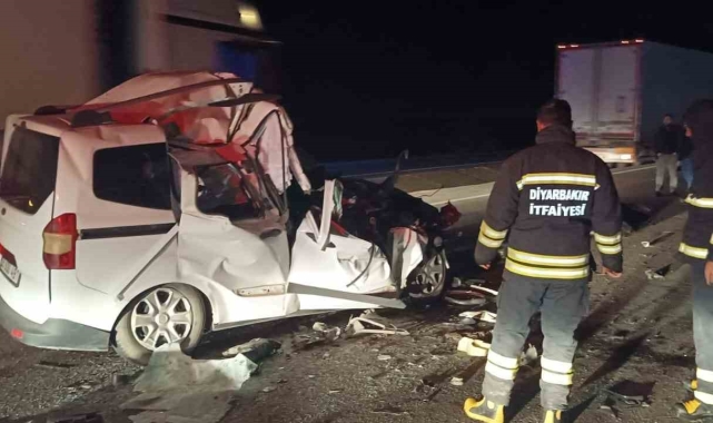 Diyarbakır'da feci kaza: 2 ölü