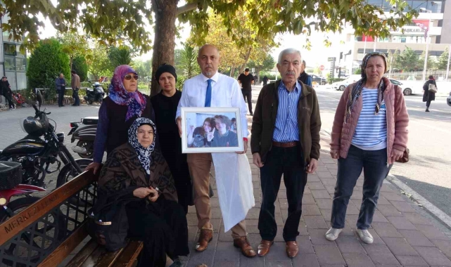 'Domuza çarptım' diyerek iki öğrenciyi öldüren alkollü sürücünün yargılanmasına başlandı