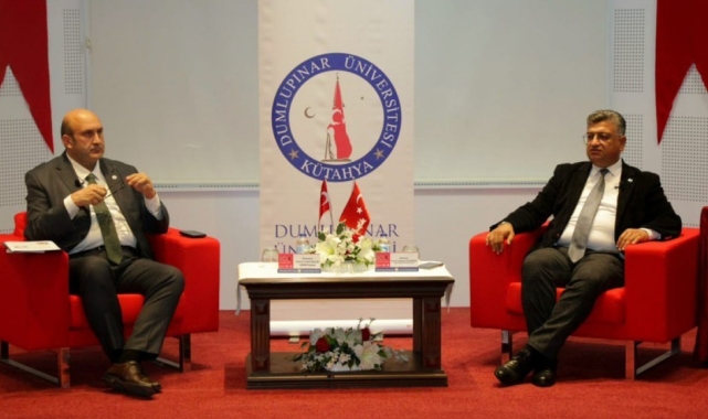 DPÜ'de "İsrail-Filistin Savaşında Asimetrik Bir Araç, Sosyal Medya" konulu konferans