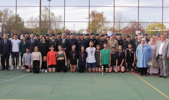 DPÜ'de Jandarma Şehitlerine Vefa Kupası Voleybol Turnuvası