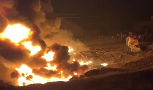 Duhok'ta çarpışan tanker alev topuna döndü, Silopili şoför hayatını kaybetti