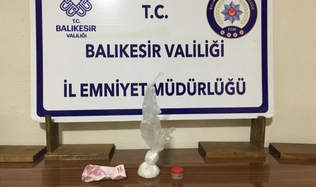 Durdurulan araçtan uyuşturucu çıktı