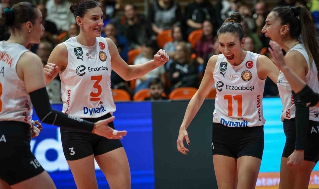 Eczacıbaşı Dynavit, Avrupa'da 2'de 2 yaptı
