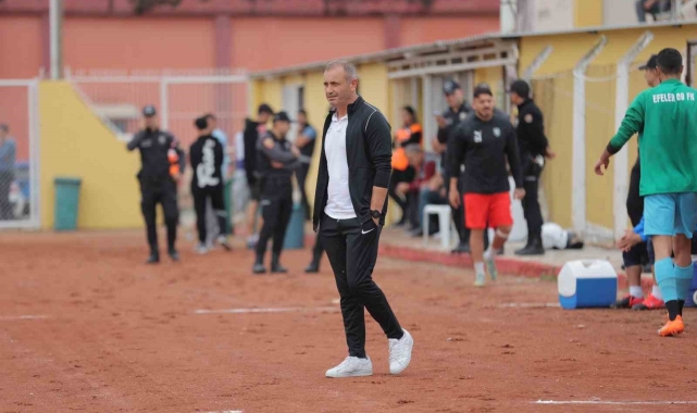 Efeler 09 SFK Teknik Direktörü Kanber galibiyeti değerlendirdi