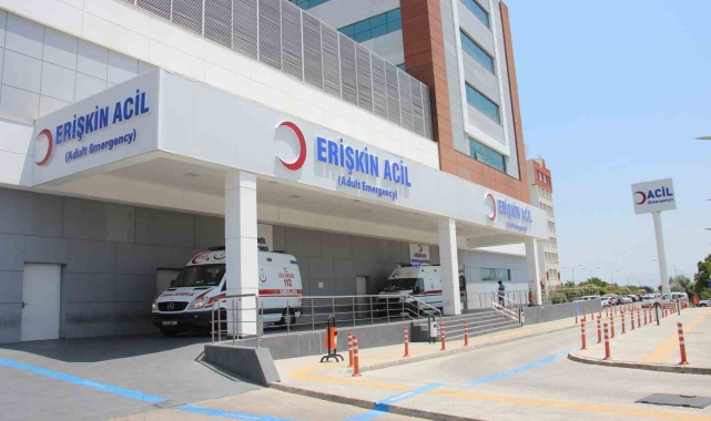 Elektrikli bisikletle motosiklet çarpıştı: 3'ü çocuk 4 yaralı