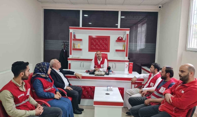 Ergani Türk Kızılay'ı bir buçuk yılda her ay ilk 10 sırada yer aldı