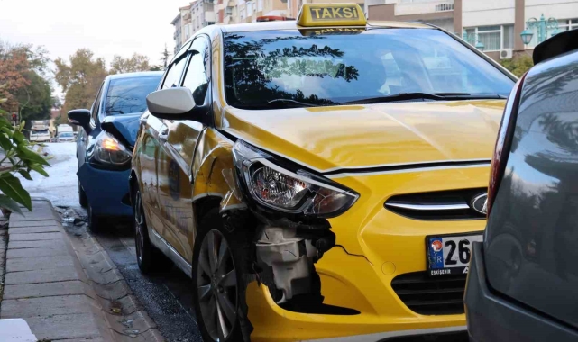 Eskişehir'de zincirleme trafik kazası oldu