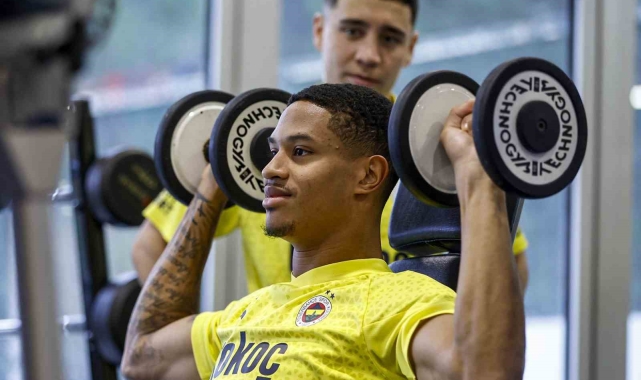 Fenerbahçe, salonda çalıştı