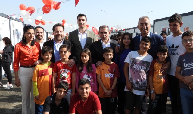 Galatasaray Başkanı Dursun Özbek'ten deprem bölgesi Hatay'a ziyaret