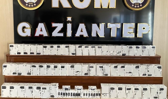 Gaziantep'te kaçak sigara operasyonu: 4 gözaltı