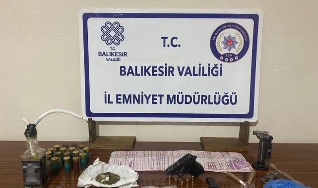 Gönen ve Bandırma'da şüpheli araç ve iş yeri araması yapıldı