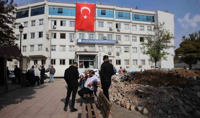 Güçlendirme çalışmaları deprem korkusu yaşattı