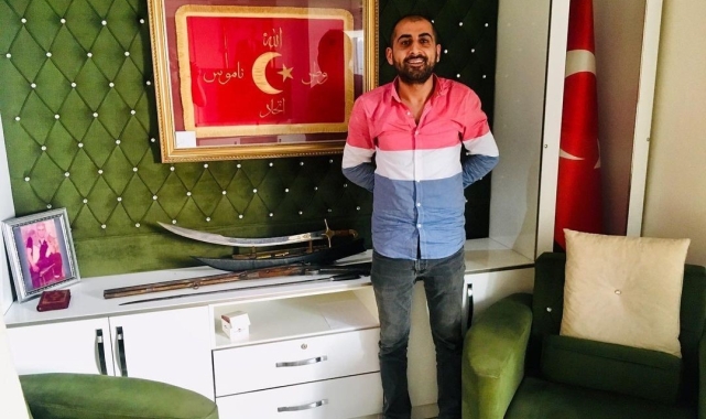 Gürültü yapan gençleri uyarmak için gittiği parkta bıçaklanarak öldürüldü