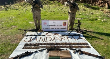 Hakkari'de silah ve mühimmat ele geçirildi