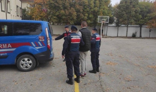 Haklarında uzun süreli kesinleşmiş hapis cezası bulunan 3 şahıs yakalandı
