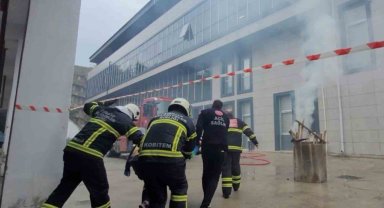 Hastanedeki deprem tatbikatı gerçeği aratmadı