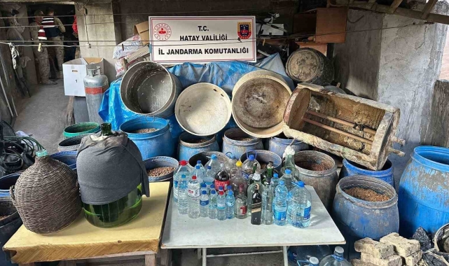 Hatay&#039;da 275 litre kaçak rakı ele geçirildi