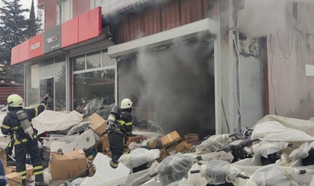 Hatay'da bir iş yerinde yangın çıktı