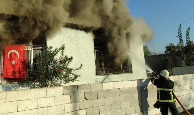 Hatay'da bir meskende yangın çıktı