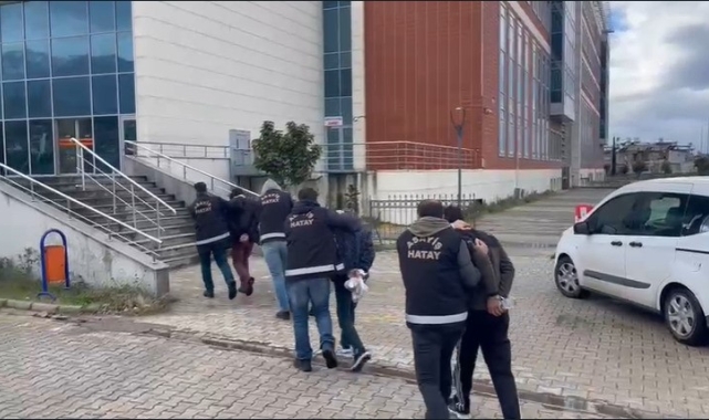 Hatay&#039;da çeşitli suçlardan aranan 4 zanlı yakalandı