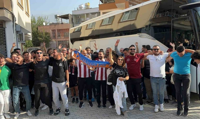 Hatayspor'lu taraftarlar, maçlarının Hatay'da oynanmasını istiyor