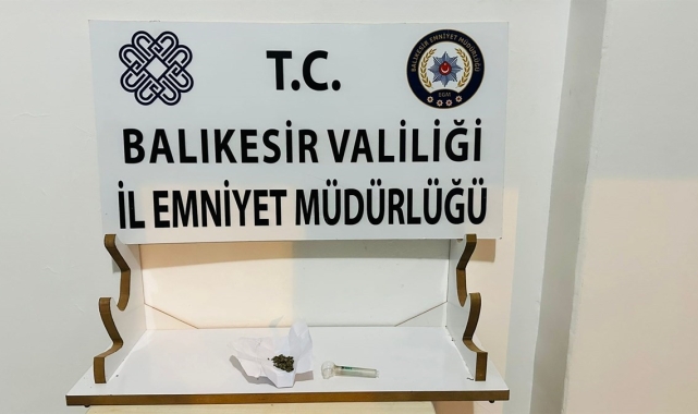 Havran'da 3,74 gram esrar ele geçirildi