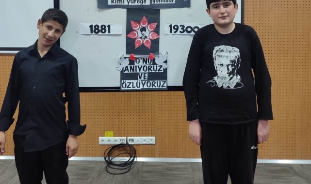 Hisarcık'ta özel öğrencilerin 10 Kasım gösterisi