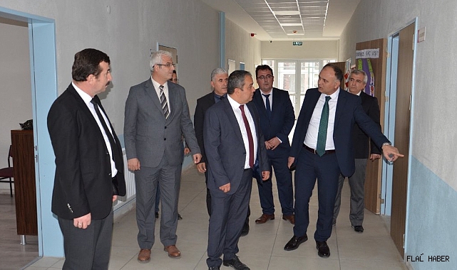 İL MİLLİ EĞİTİM MÜDÜRÜ CEBECİ OKULLARI ZİYARET ETTİ