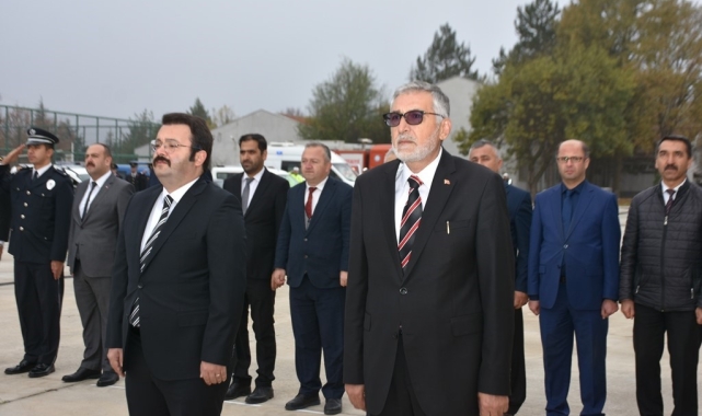 İnönü Ata'sını saygıyla andı
