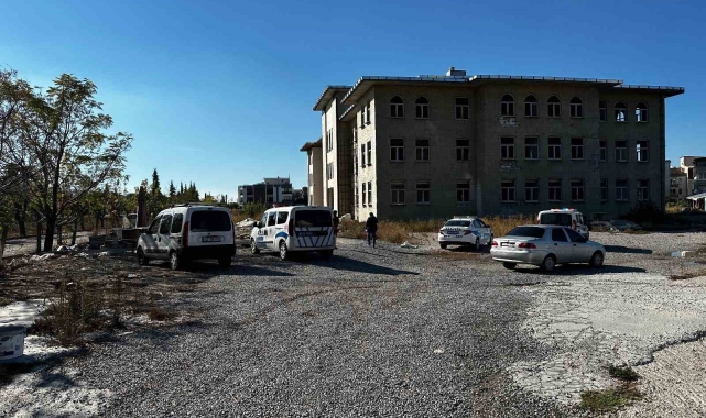 İnşaattan düşen işçi hayatını kaybetti