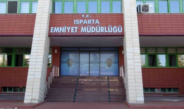 Isparta'da göçmen kaçakçılığı yapan 2 şüpheli yakalandı