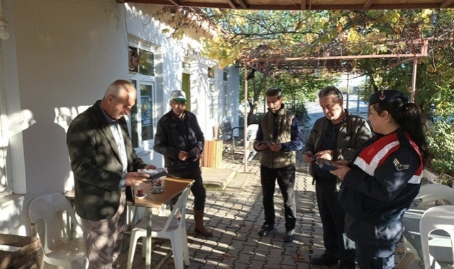 Jandarma Ekipleri KADES hakkında vatandaşları bilgilendirdi