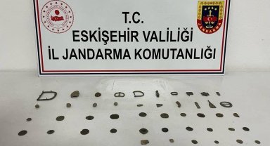 Jandarma ekiplerinden tarihi eser operasyonu