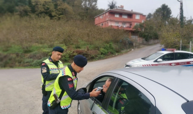 Jandarma trafik ekiplerinden yoğun denetim