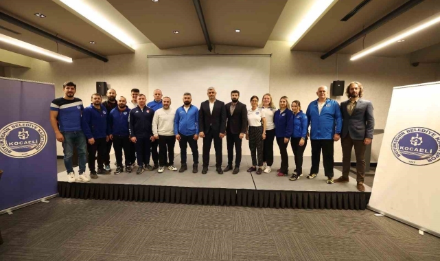 Kağıtspor'un dev kadrosu bir araya geldi