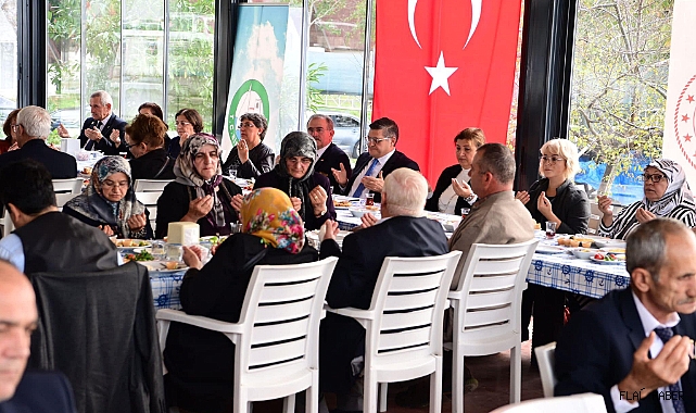 KAHVALTIDA BİR ARAYA GELDİLER!