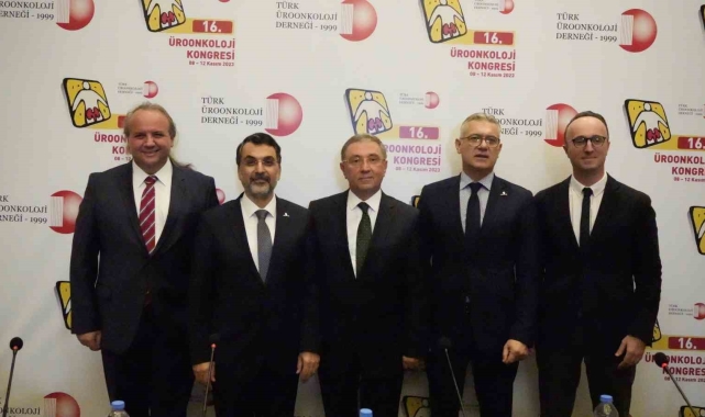 Kanser hastaları için olağanüstü etkili besin ya da içecek yok