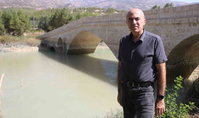 Karaman'a 30 kilometre mesafedeki Göksu'dan yılda 1 milyar metreküp su denize akıyor