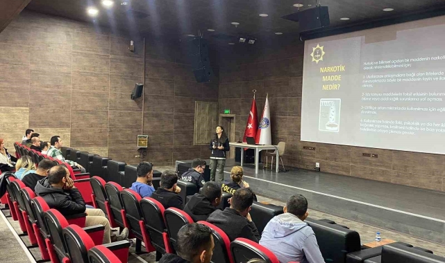 Kars'ta 5 bin 685 kişiye uyuşturucuyla mücadele anlatıldı